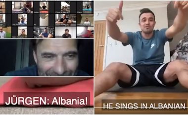 Jurgen Klopp i kërkon Xherdan Shaqirit t’ia urojë ditëlindjen talentit Harvey Elliott në gjuhën shqipe