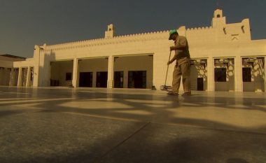 Emiratet e Bashkuara Arabe lehtësojnë masat gjatë muajit të Ramazanit