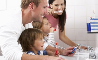 Pse larja e dhëmbëve të fëmijës tuaj ka rëndësi të madhe