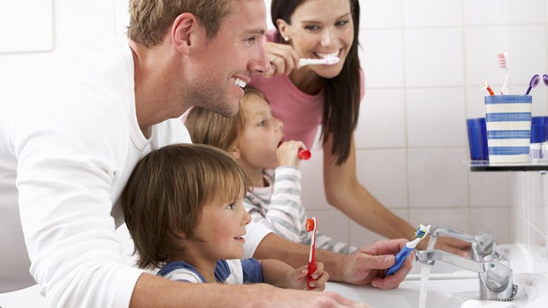 Pse larja e dhëmbëve të fëmijës tuaj ka rëndësi të madhe