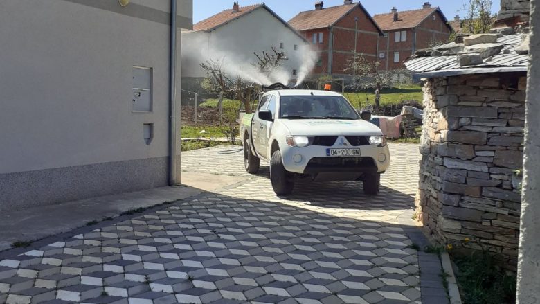 Komuna e Malishevës dezinfekton shtëpitë e banorëve të infektuar me COVID-19 në këtë komunë