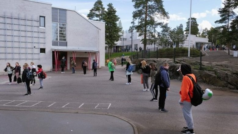 ​Finlandë, nxënësit i kthehen shkollës