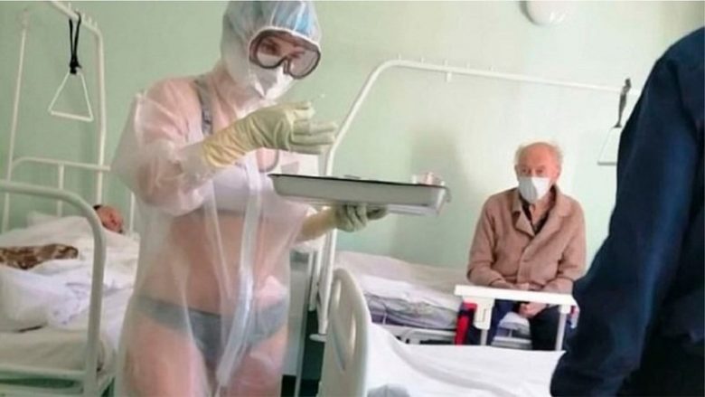 Infermierja ruse ndihmon pacientët e veshur vetëm në të brendshme, sanksionohet nga komisioni disiplinor