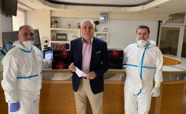 Kryetari i FC Prishtinës, Remzi Ejupi dorëzon 1 mijë teste donacion për COVID-19 – pritet ardhja edhe e 11 mijë të tjerave