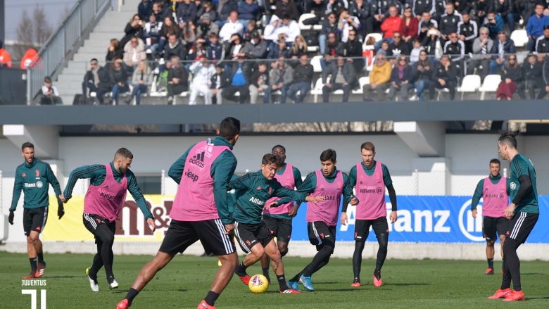 Talenti shqiptar e zëvendëson Higuainin, del në stërvitje me ekipin e parë të Juventusit