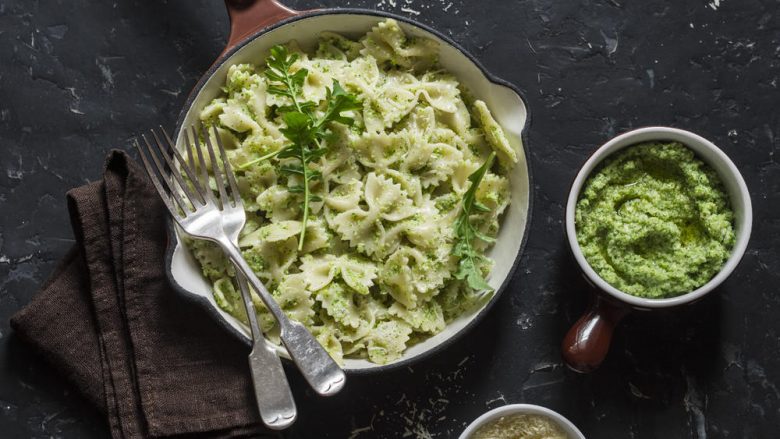 Makarona me salcë nga brokoli: Racion i mrekullueshëm, i gatshëm për 15 minuta!