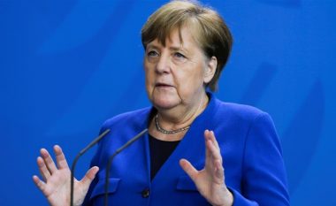 Merkel: Jemi ende në fillim të pandemisë