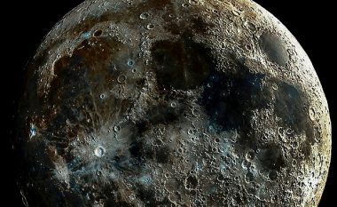 Publikohen imazhet më të kthjellëta të Hënës në botë