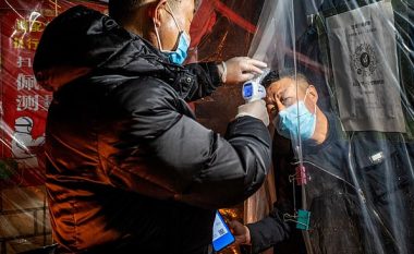 Qyteti kinez me 2.8 milionë banorë raporton raste të reja të coronavirusit