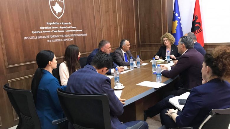 OAK takon ministrat Hajdari e Mustafa, kërkojnë zgjidhje për çështjen e eksportit të rasadit të peshkut në Maqedoni