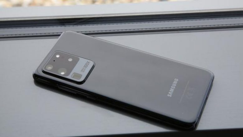Samsung Galaxy S30 Ultra pritet të vijë me një kamerë prej 150 megapikselë