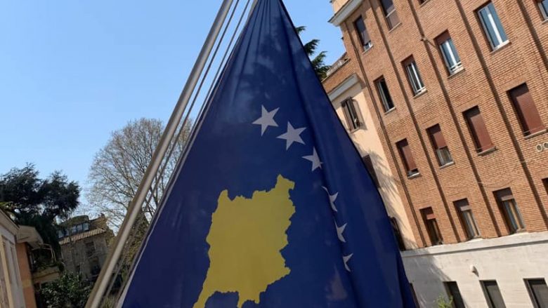 Ambasada e Kosovës në Romë njofton se së shpejti do të riatdhesohen qytetarët e mbetur në Itali