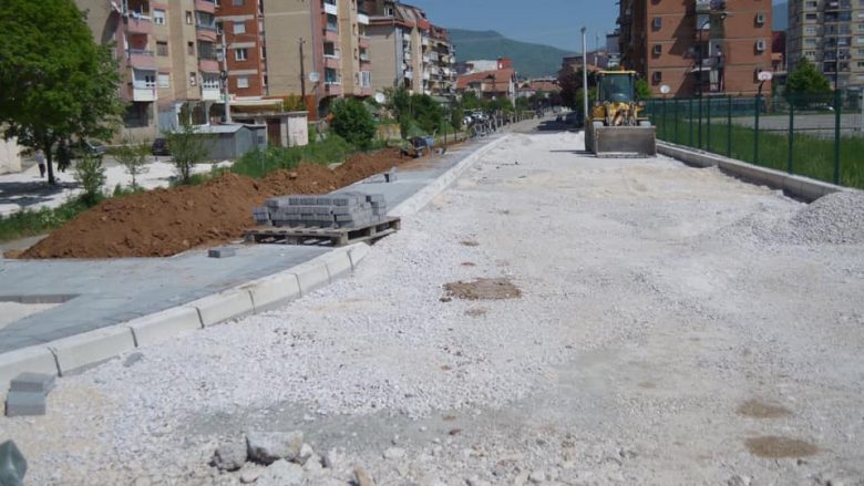 Nis rregullimi i rrugës “Mbreti Bardhyl” në Mitrovicë