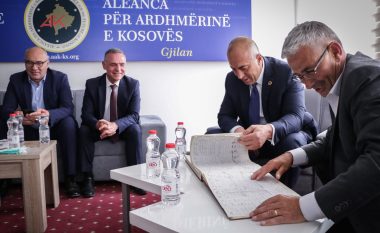 Haradinaj përmend disa nga vendimet që janë marrë në kohën kur ai ishte kryeministër