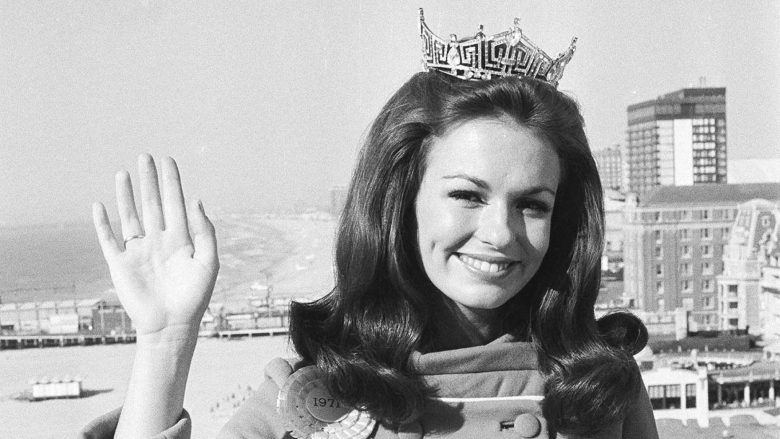 Ish-Miss Amerika, Phyllis George vdes në moshën 70-vjeçare