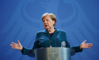 Merkel: Ngritja ekonomike e Kinës, sfidë për demokracitë liberale në botë