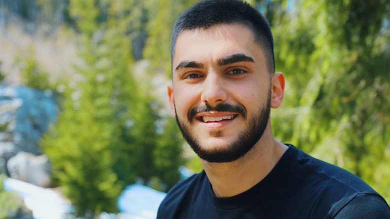 Butrint Imeri shëtit në natyrë duke përdorur masa mbrojtëse