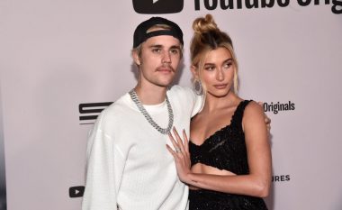 Publikoi video krahasuese “para dhe pas ndërhyrjes”, Justin dhe Hailey Bieber padisin kirurgun plastik