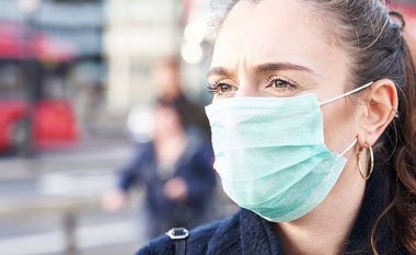 Personat që vuajnë nga astma dhe sëmundje të tjera pulmonare, nuk duhet të mbajnë maska në fytyrë