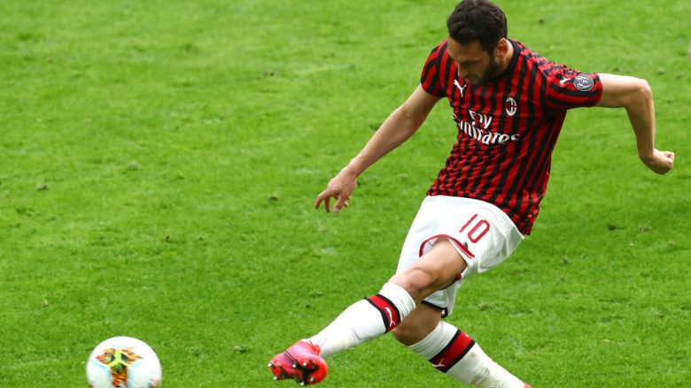 Calhanoglu: Milani dëshiron kualifikimin në Ligën e Evropës dhe triumfin në Coppa Italia
