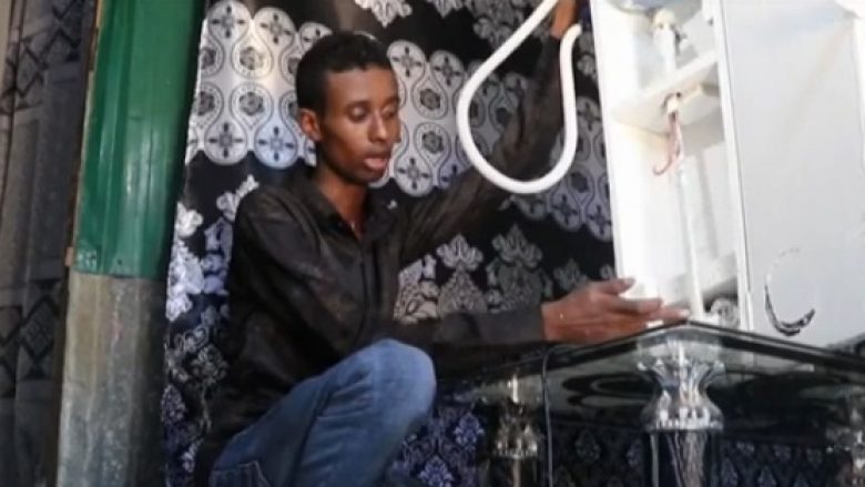 Inxhinieri somalez krijoi një respitor në kushte shtëpie që t’i ndihmojë të sëmurët me coronavirus