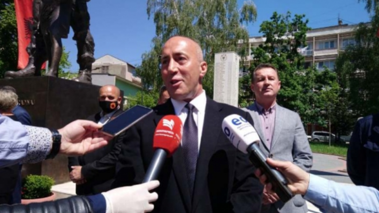 Haradinaj nderon dëshmorët e Pejës, thotë se me LDK-në janë dakorduar për programin qeverisës