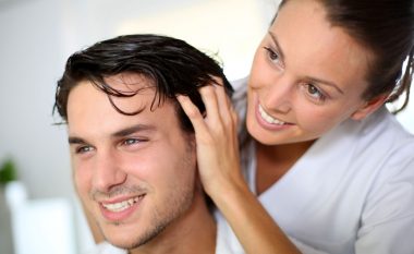 Ekspertët zbulojnë: Këto produkte natyrale përshpejtojnë rritjen e flokëve