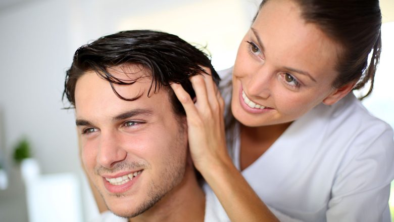 Ekspertët zbulojnë: Këto produkte natyrale përshpejtojnë rritjen e flokëve