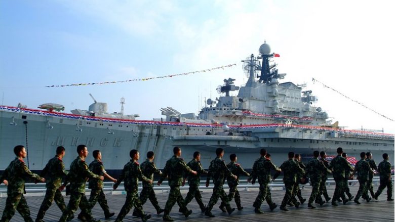 Kina kërcënon se mund të sulmojë Tajvanin