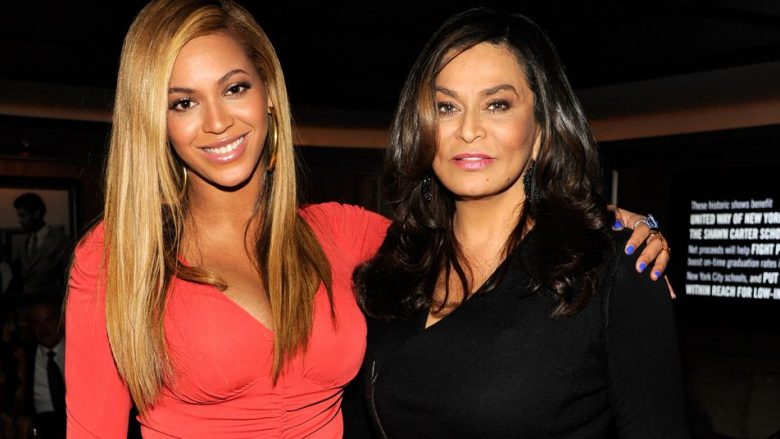 Beyonce dhe nëna e saj, Tina Knowles u sigurojnë ndihmë qytetarëve të Houston për testime rreth COVID-19