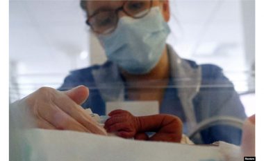 Katër shtatzëna në Kosovë, të sëmura me COVID-19, kanë lindur foshnja të painfektuara