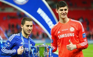 Courtois thotë se ai dhe Hazard kishin biseduar në zhveshtoren e Chelseat për të kaluar te Real Madridi