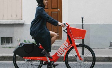 A do të jenë biçikletat elektrike e ardhmja e transportit publik?