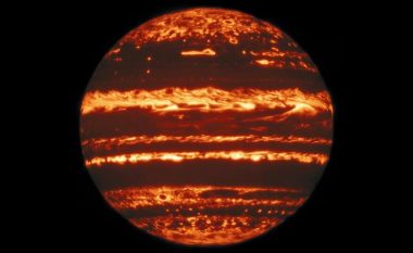 Teleskopi kap pamje mahnitëse nga ‘zemra’ e stuhisë së Jupiterit