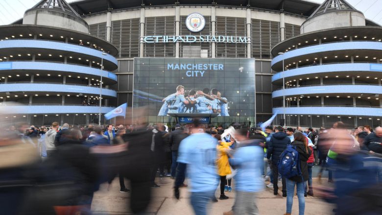 Manchester City u kthen tifozëve paratë e biletave për ndeshjet që nuk mund t’i shikojnë në stadium