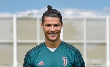 Ronaldo reagon pas rikthimit në stërvitje te Juventusi