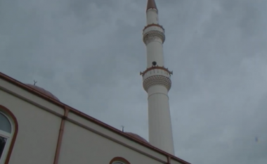Poroj, xhamia e mbyllur për më shumë se dy muaj