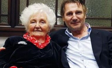 Nëna e Liam Neeson ndërron jetë një ditë para ditëlindjes së aktorit