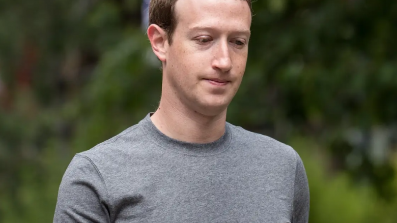 Mark Zuckerberg humb 7 miliardë dollarë nga pasuria e tij pasi Coca-Cola ndalon të gjitha reklamat në mediat sociale për 30 ditë