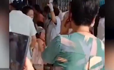 Sulm me thikë në një çerdhe në Kinë, lëndohen 40 persona – arrestohet sulmuesi