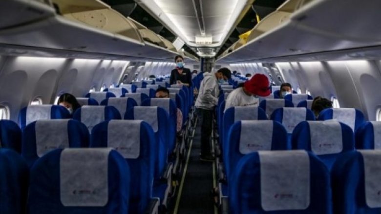 ​Kina autorizon kompanitë ajrore për rifillimin e fluturimeve