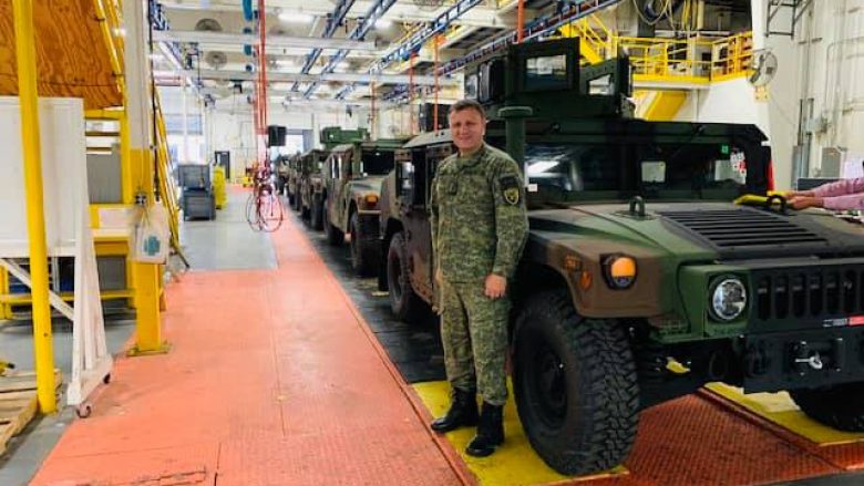 Ushtria e SHBA-së dhuron mjete ushtarake për Ushtrinë e Kosovës