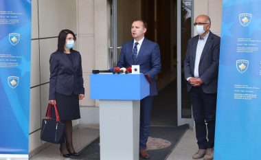 Zemaj prezanton vendimet e reja ndaj COVID-19, hiqet kufizimi i lëvizjes – rregulla të reja edhe për qytetarët që kthehen në Kosovë