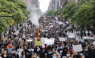 Më shumë se 10 mijë njerëz janë arrestuar në protestat e SHBA-së – si pasojë e vdekjes së George Floyd