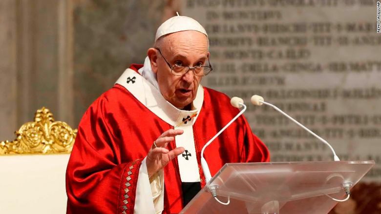 U përfol se do të japë dorëheqje – Papa Françesko mohon thashethemet