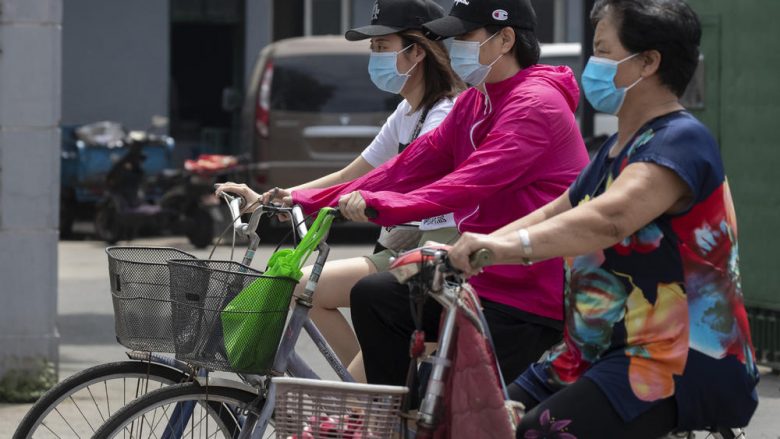 Epidemia e COVID-19 në Pekin është më e rënda deri më tani, autoritetet po tentojnë të gjejnë burimin – dëshmi se virusi mund të rikthehet në çdo kohë