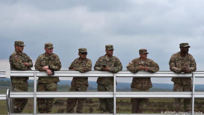 Gjermania konfirmon se SHBA-ja po shqyrton tërheqjen e trupave