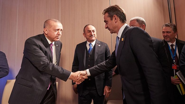 Telefonata e rrallë mes udhëheqësve të Turqisë e Greqisë