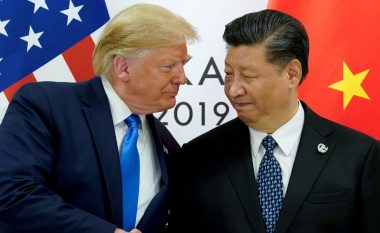 Sipas John Bolton, Trump i kërkoi homologut të tij kinez që "ta ndihmonte të fitojë zgjedhjet e vitit 2020"