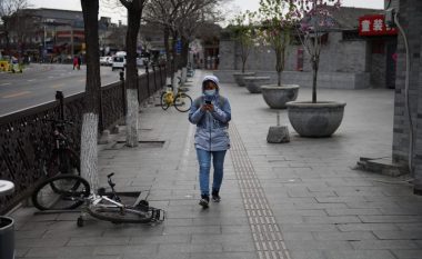 Kina raporton 11 raste të reja me coronavirus, frikë për një valë të re të sëmundjes